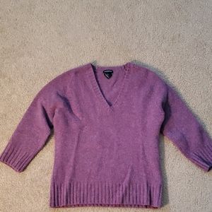 Gap 3/4 sleeve v neck sweater